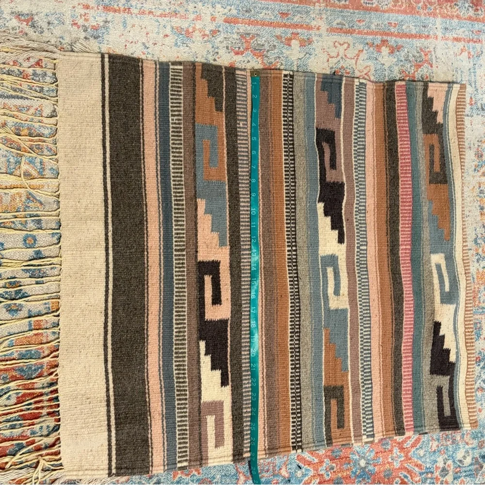 Southwest woven wool runner rug - Picture 6 of 7